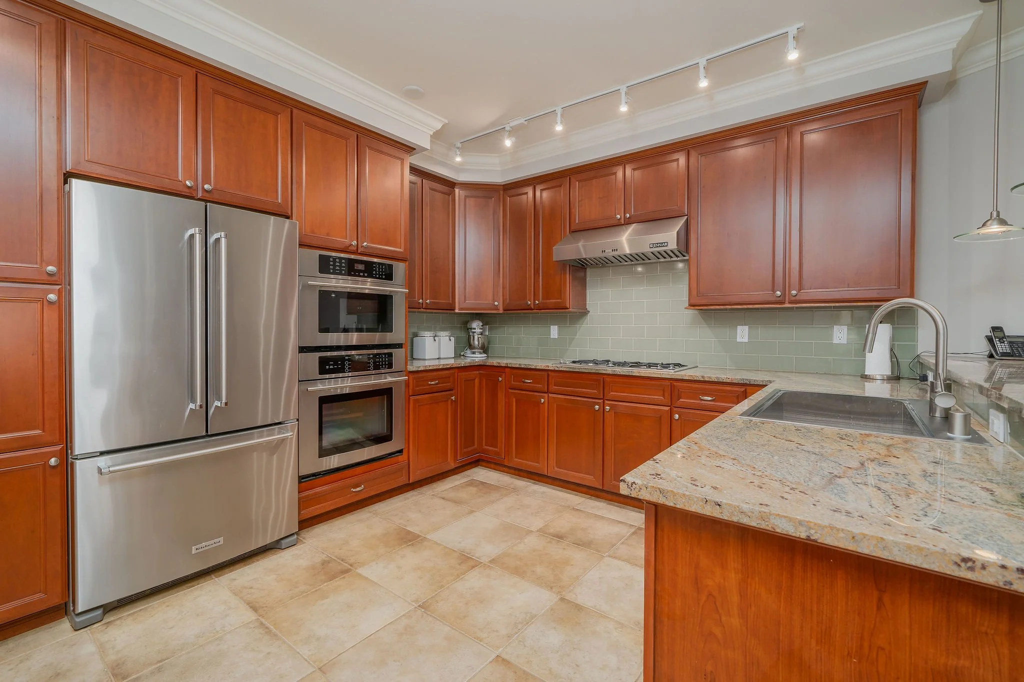interior kitchen before 1